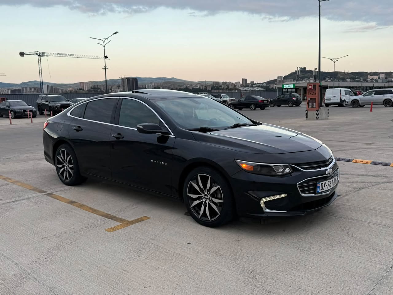 Satılır Malibu 2018-ci il 1.5T qiyməti 5,900$