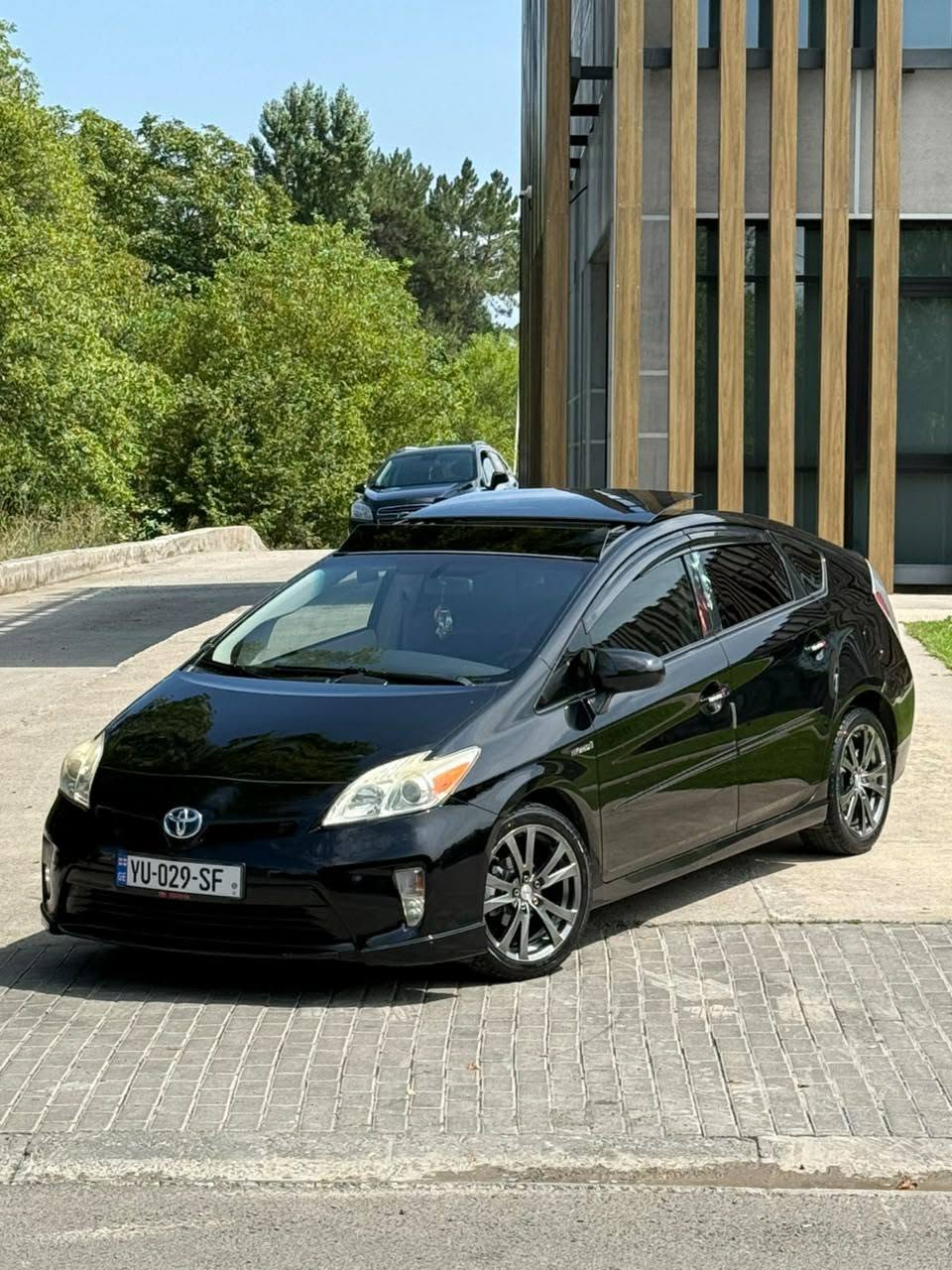 Վաճառվում է շտապ!!! Toyota prius Տարեթիվ՝2012 Շարժիչ՝