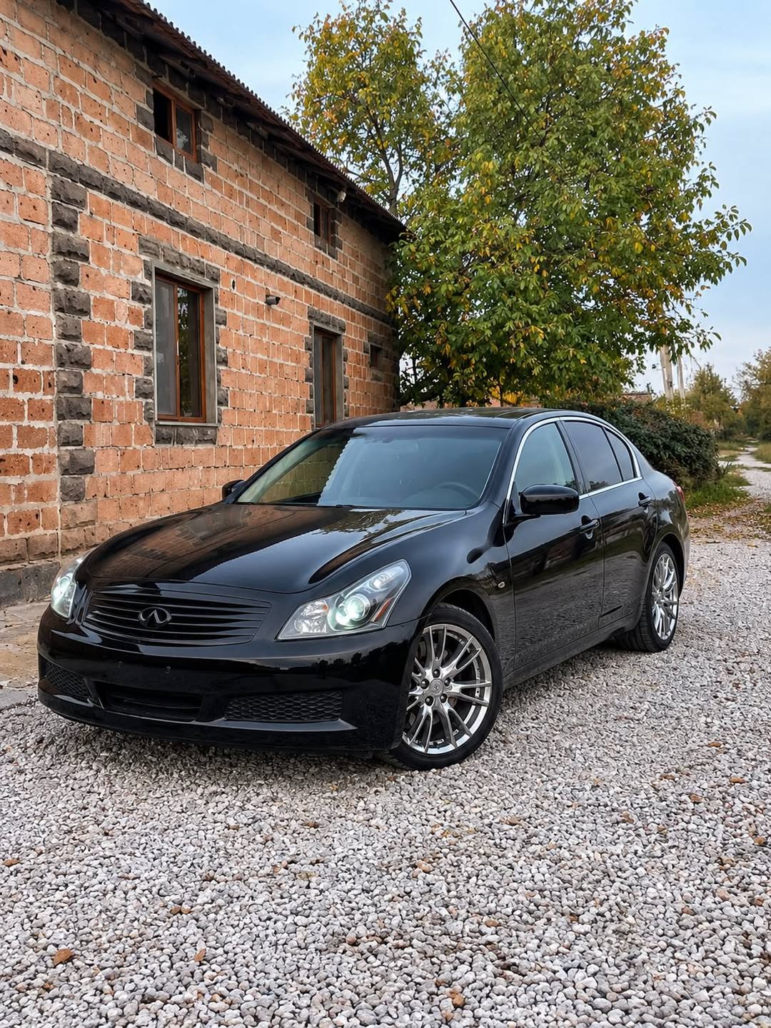 Infiniti G35 — 5,000$