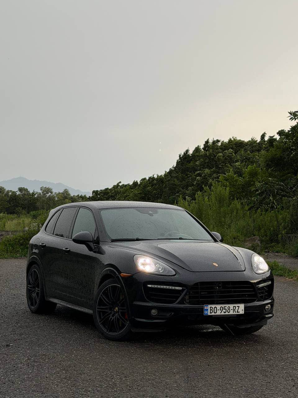 🚘 Porsche Cayenne Turbo S 2014 — 22,500$
