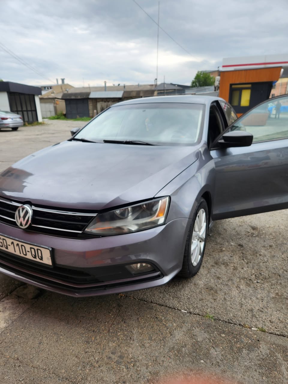 Vaz , 4300$ 2015