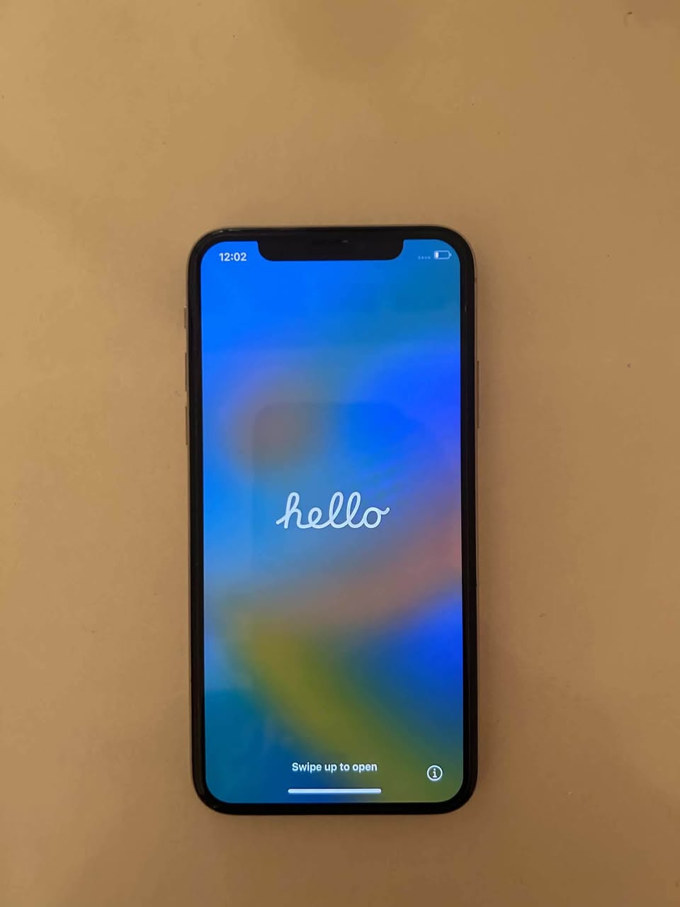 iPhone X լավ վիճակում է, գինը 230