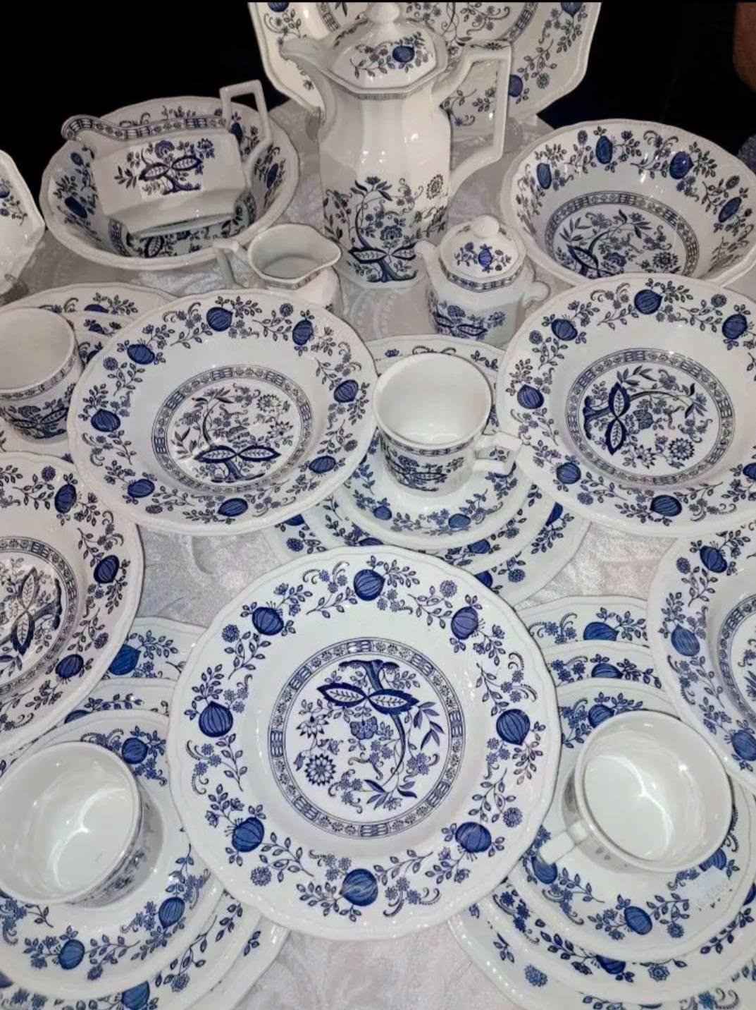 English blue porcelain tea set