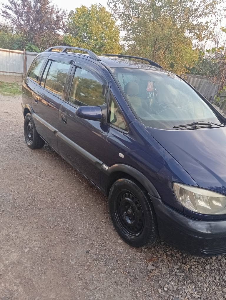 Opel Zafira 2000