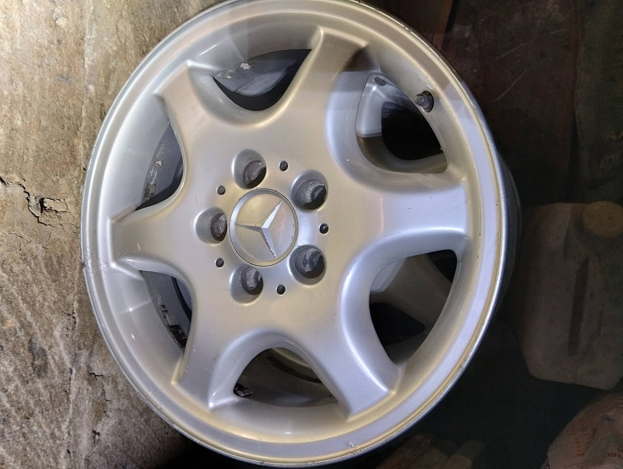 Mercedes — 50,000$