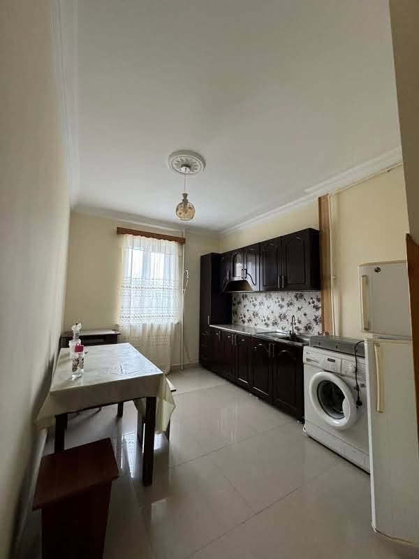 3 oda daire satılık, Kutaisi