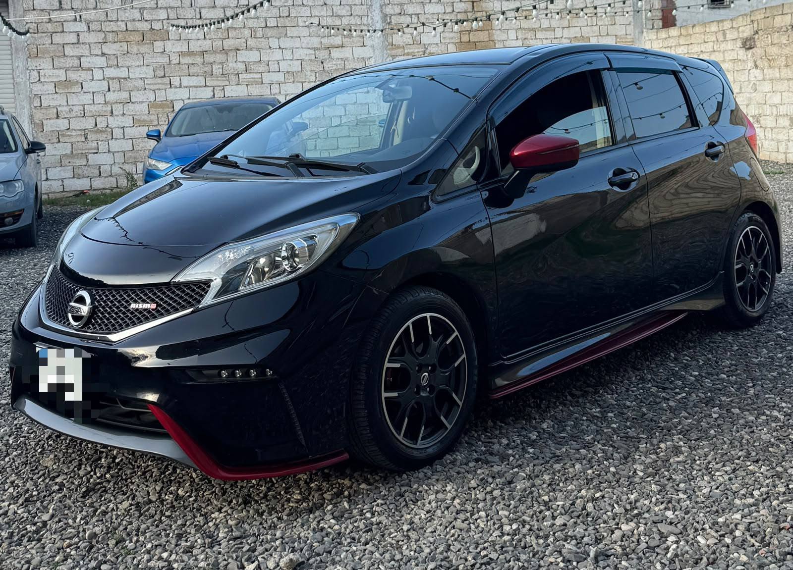 Nissan 2015 — 14,800₼