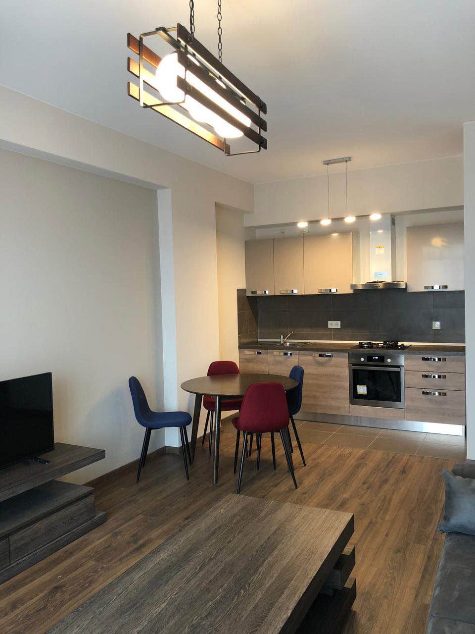 900$🏡⬆️Saburтalo'da sokakta daire kiraya veriliyor