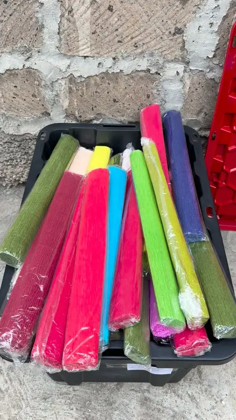 Renkli kağıt sarmallar