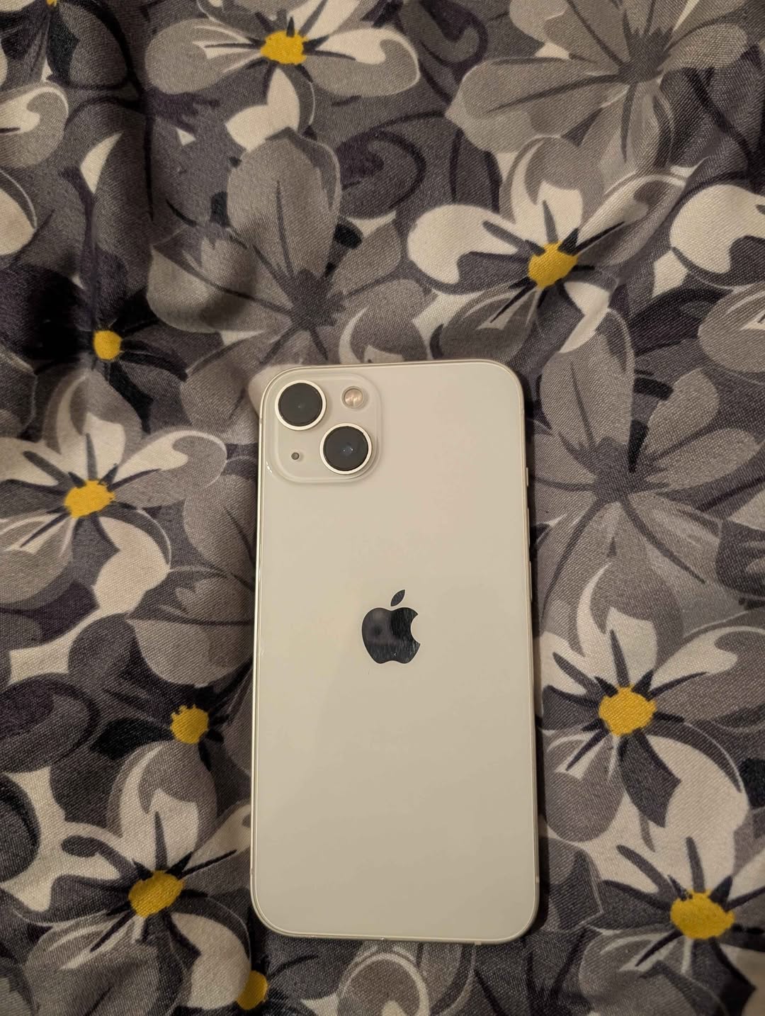 iPhone 128GB, new battery, sensor damaged
