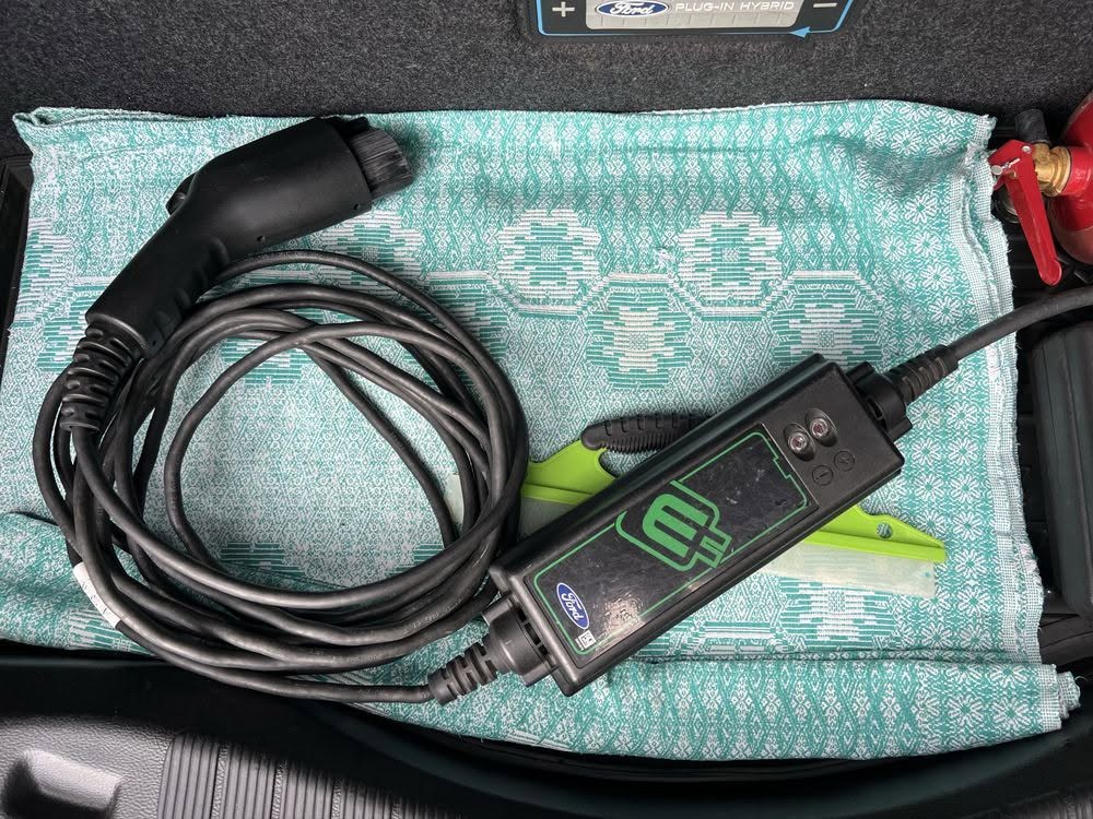 ავტომობილი — 400₾