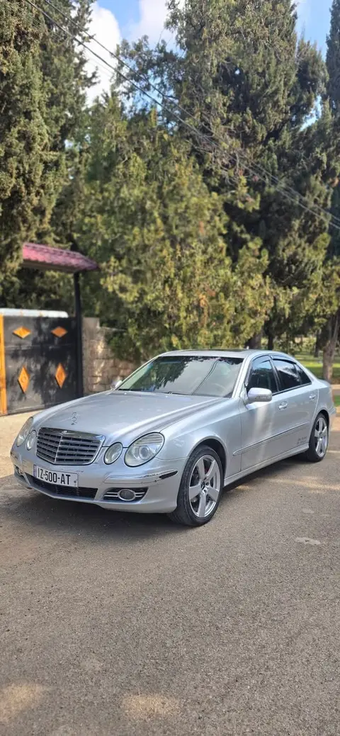 Mercedes-Benz E-Class 2006