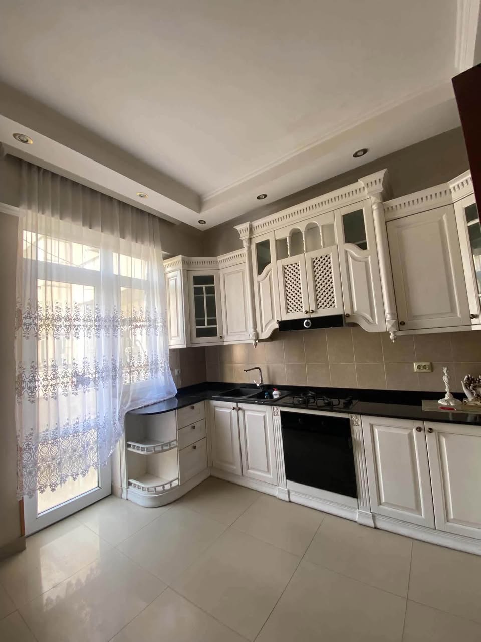 Сдается квартира, Тбилиси — $1,000