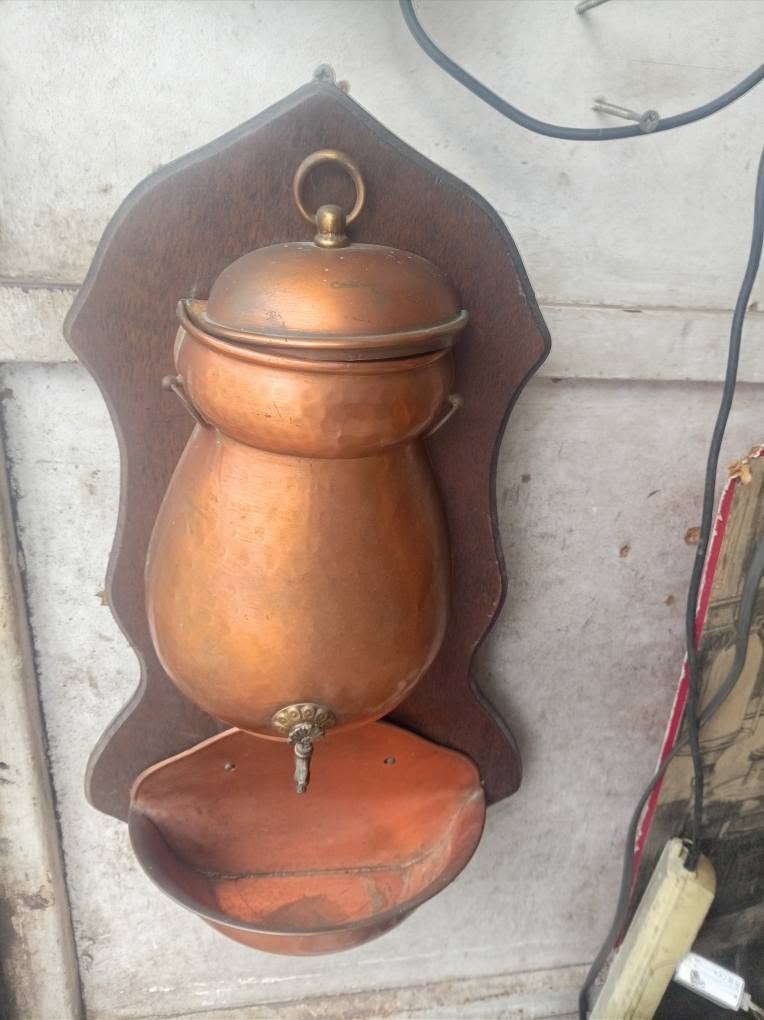 Spilənənin böyük ölçülü əlcəyi ideal vəziyyətdə