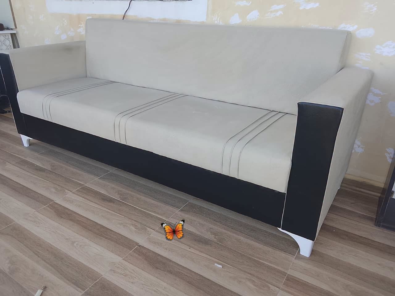 Yeni divan 125 manat