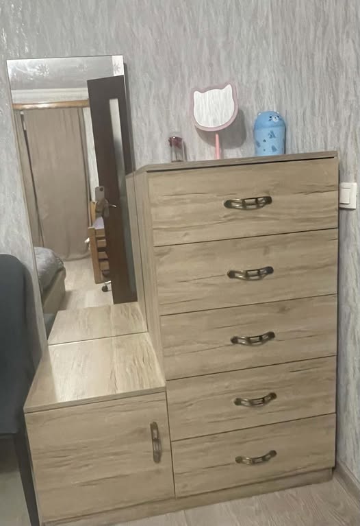 Dresser with mirror and drawers