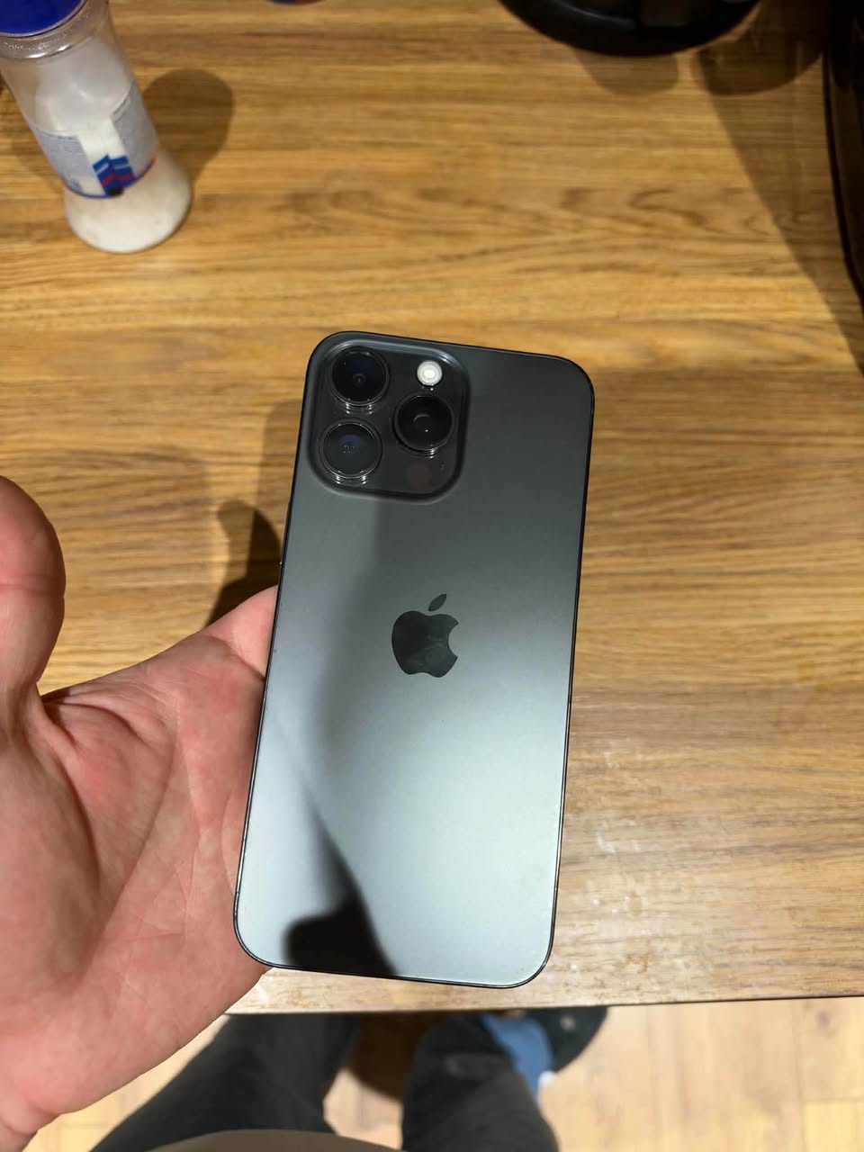 Iphone 15 pro max 256gb 83% — 1,700₾