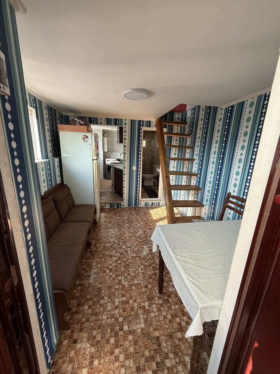 ქირავდება ბინა, თბილისი — 750 ₾