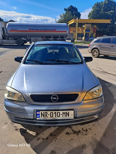 Opel Astra 2003