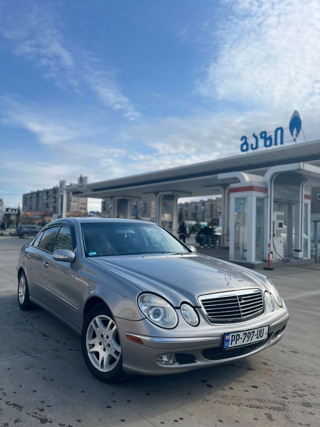 მერსედესი 211 (E320) 2004 — 5,100$