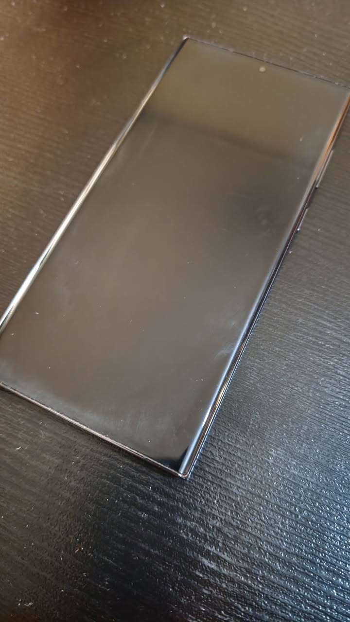 Satılır Samsung Galaxy S23 Ultra (12/256GB) — 1,500₾