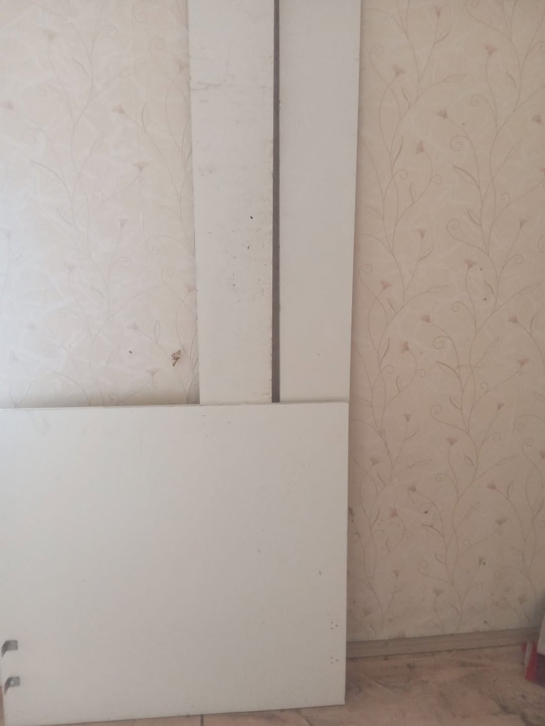 Furniture — 10₼