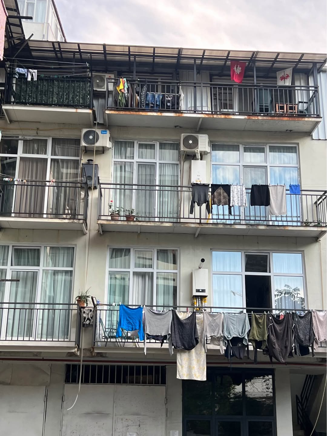 📣 იყიდება 3-ოთახიანი ბინა ბათუმში! 2 — 80,000$
