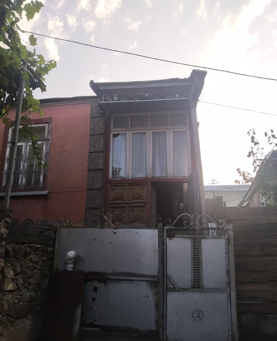 სახლი, თბილისი