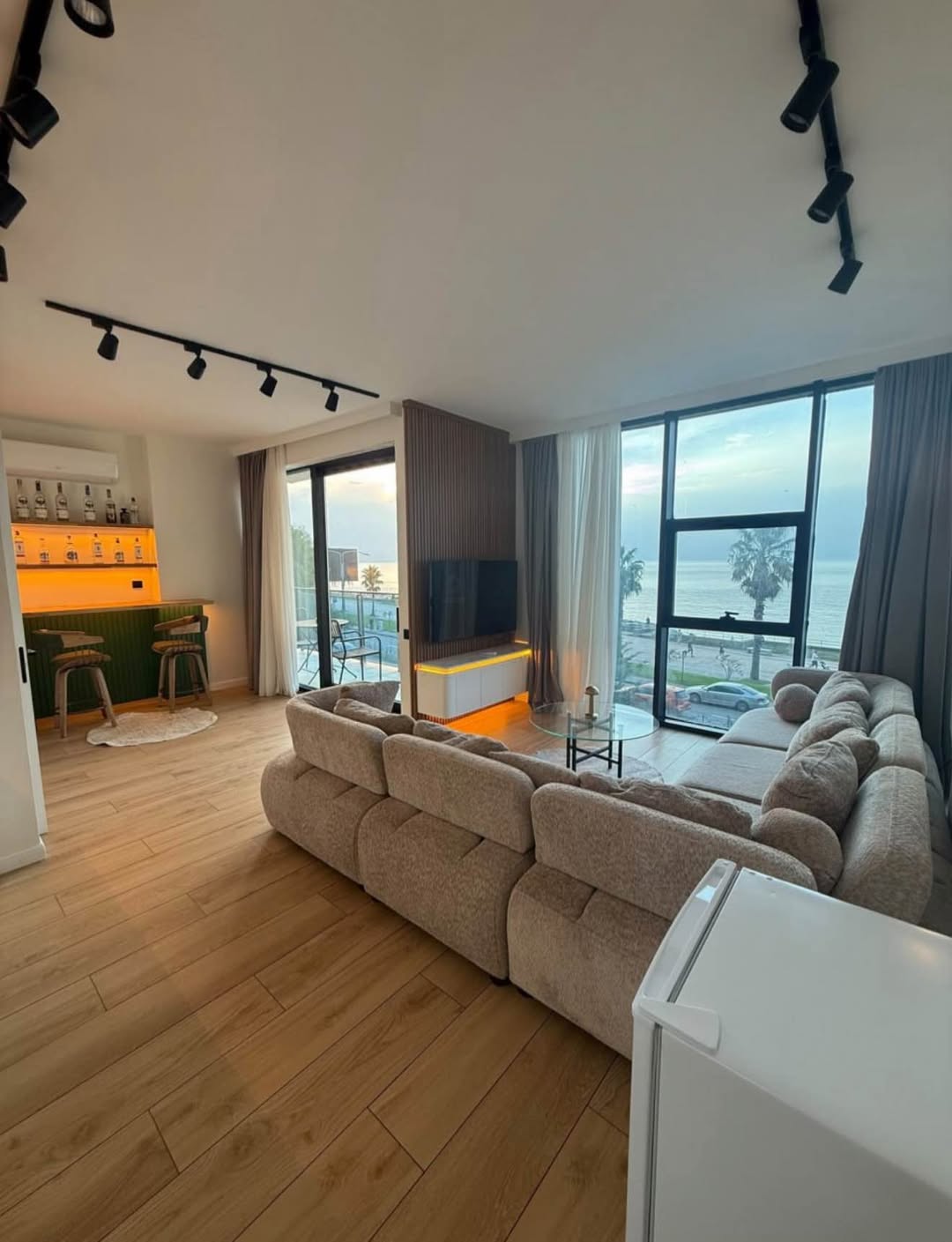1-room apartment for rent, Batumi — $1,000