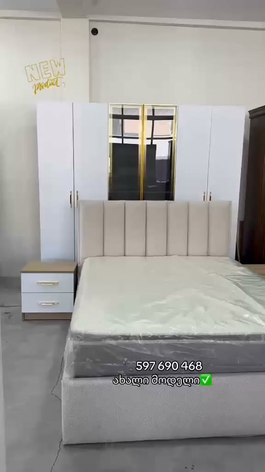 Avtomobil