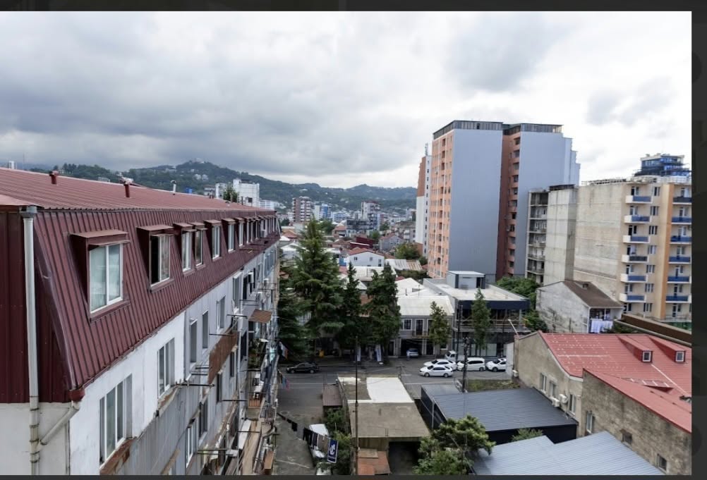Продается 4-комнатная квартира, Батуми — $180,000