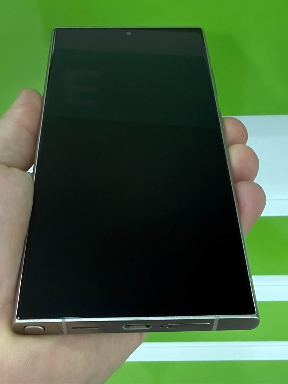 სამსუნგ S24 Ultra — 12/512GB — 245,000 მარხვალი