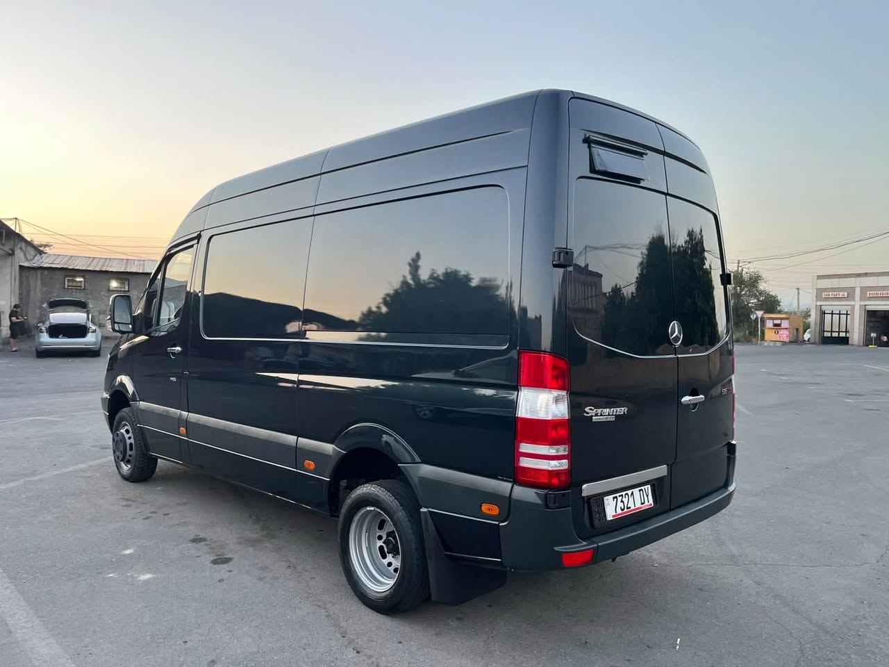 Yük maşını 2007 — 230000€