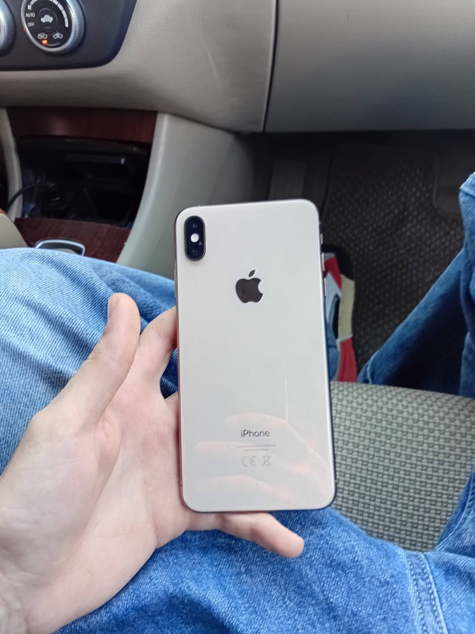 iPhone გაყიდვა არა ორიგინალურ ყუთში