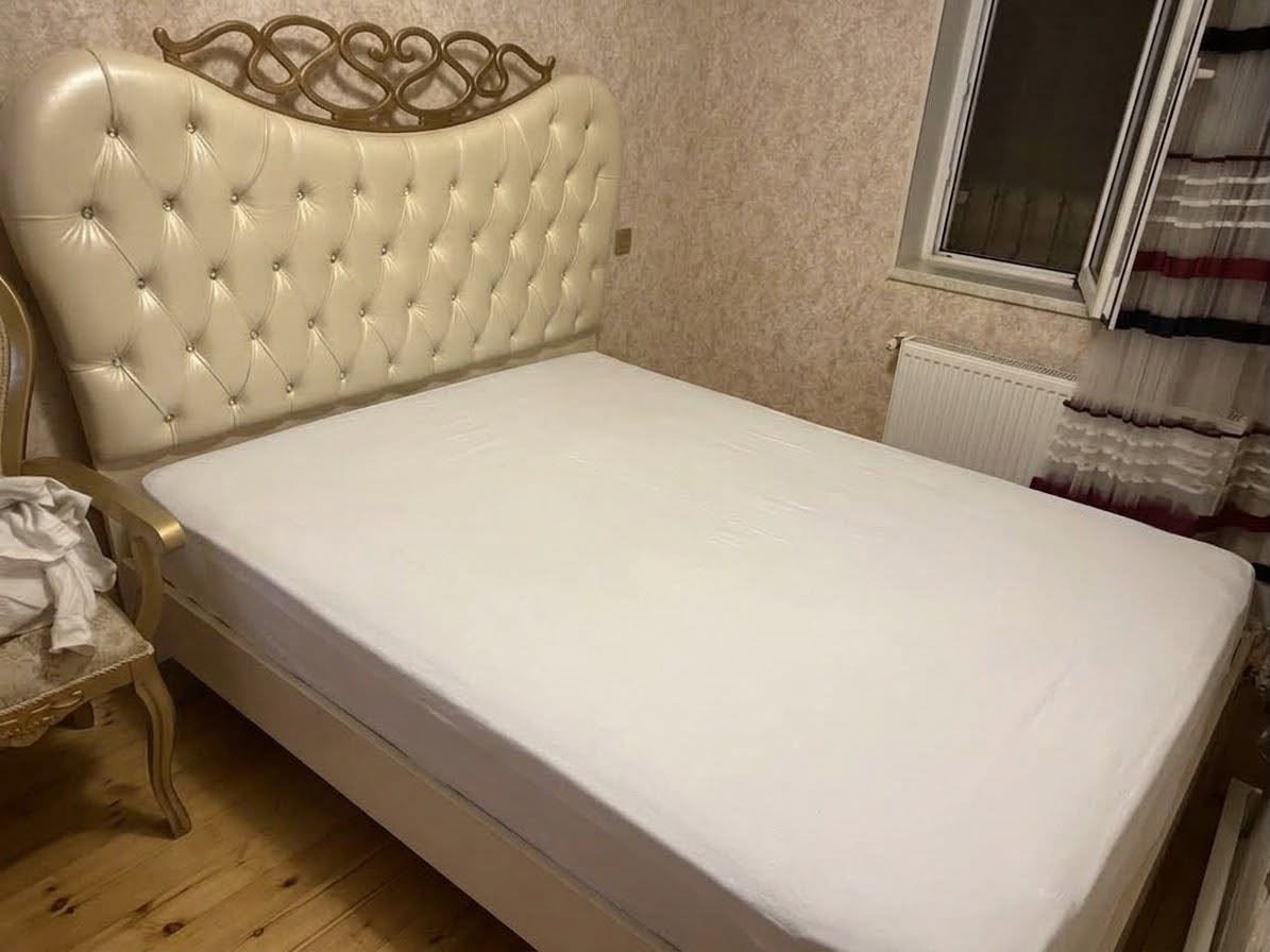 Mebel — 200₼