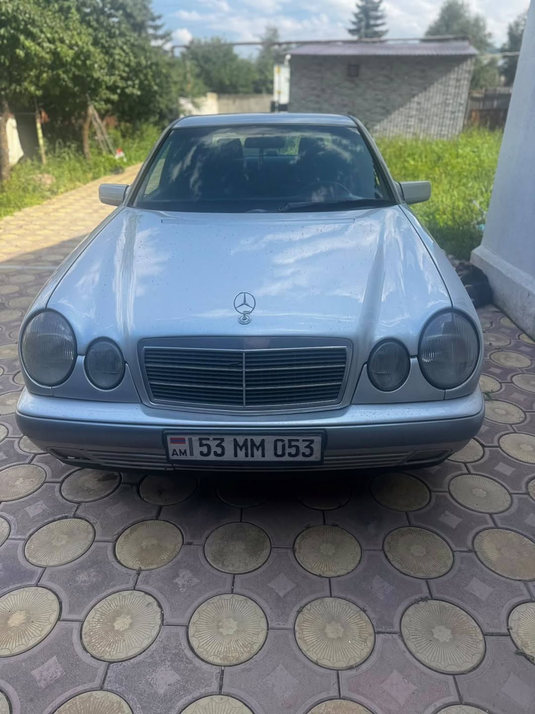 Satılır mersedes klors far 97 — 4,300$