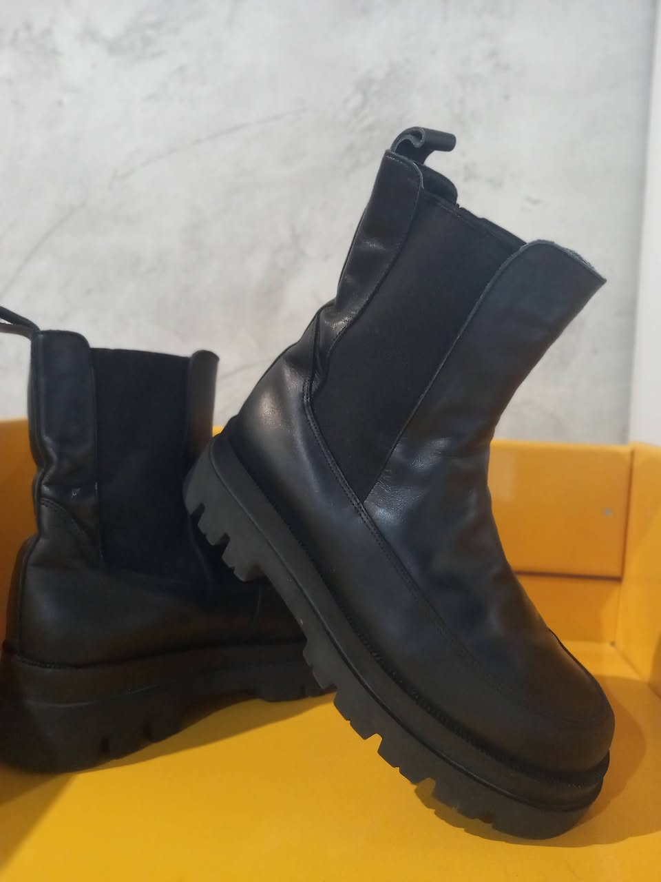 Texniki Universitet. Dolidze 📱 📱 🌸1. Bəzən - 85₾