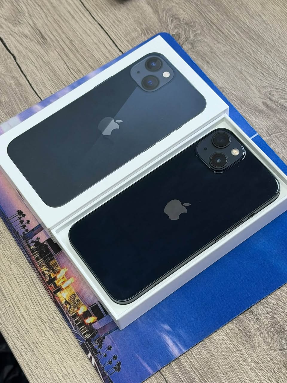 iPhone 13; 128 GB; BH 80%. Üzerinde çizik veya deformasyon yok — 650₾