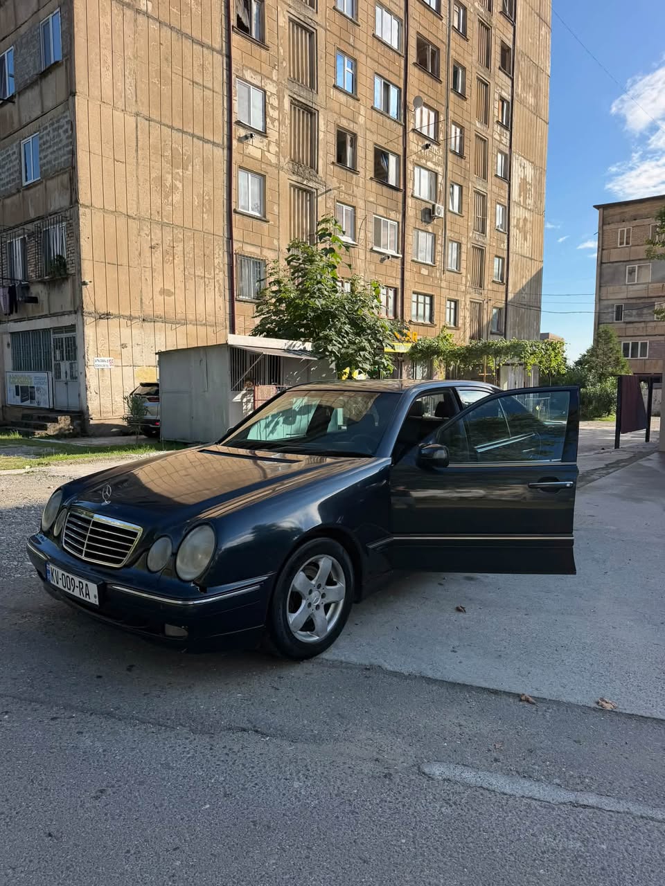 2000 год рестайлинг авангард 3.2 дизель автомобиль — 2,600$