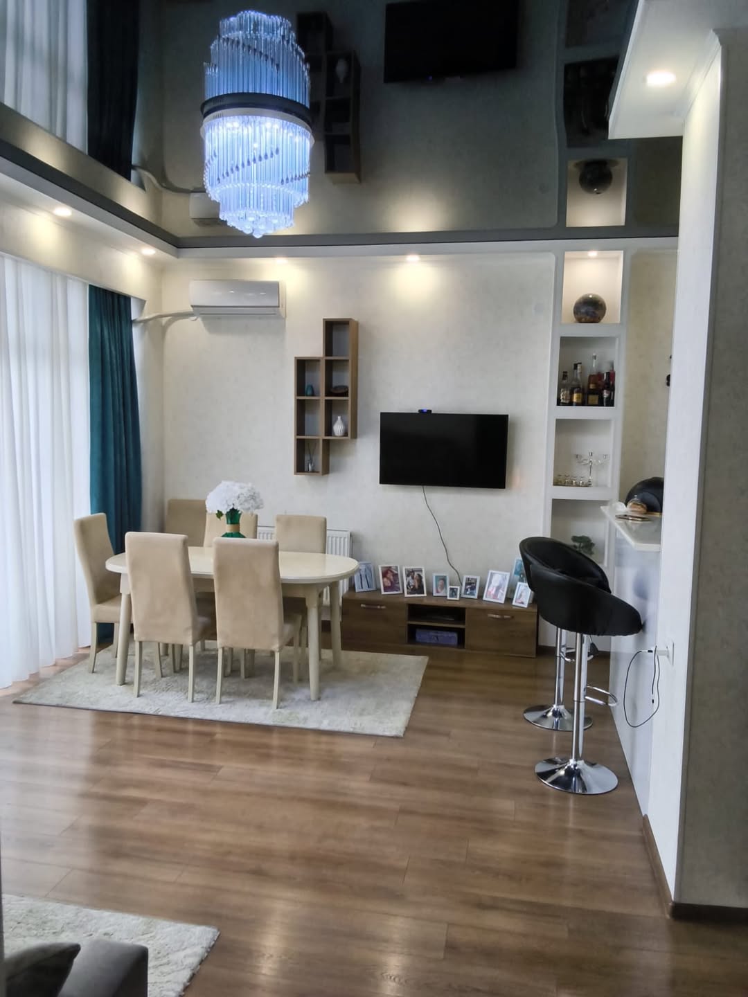 Satılır mənzil, Tbilisi