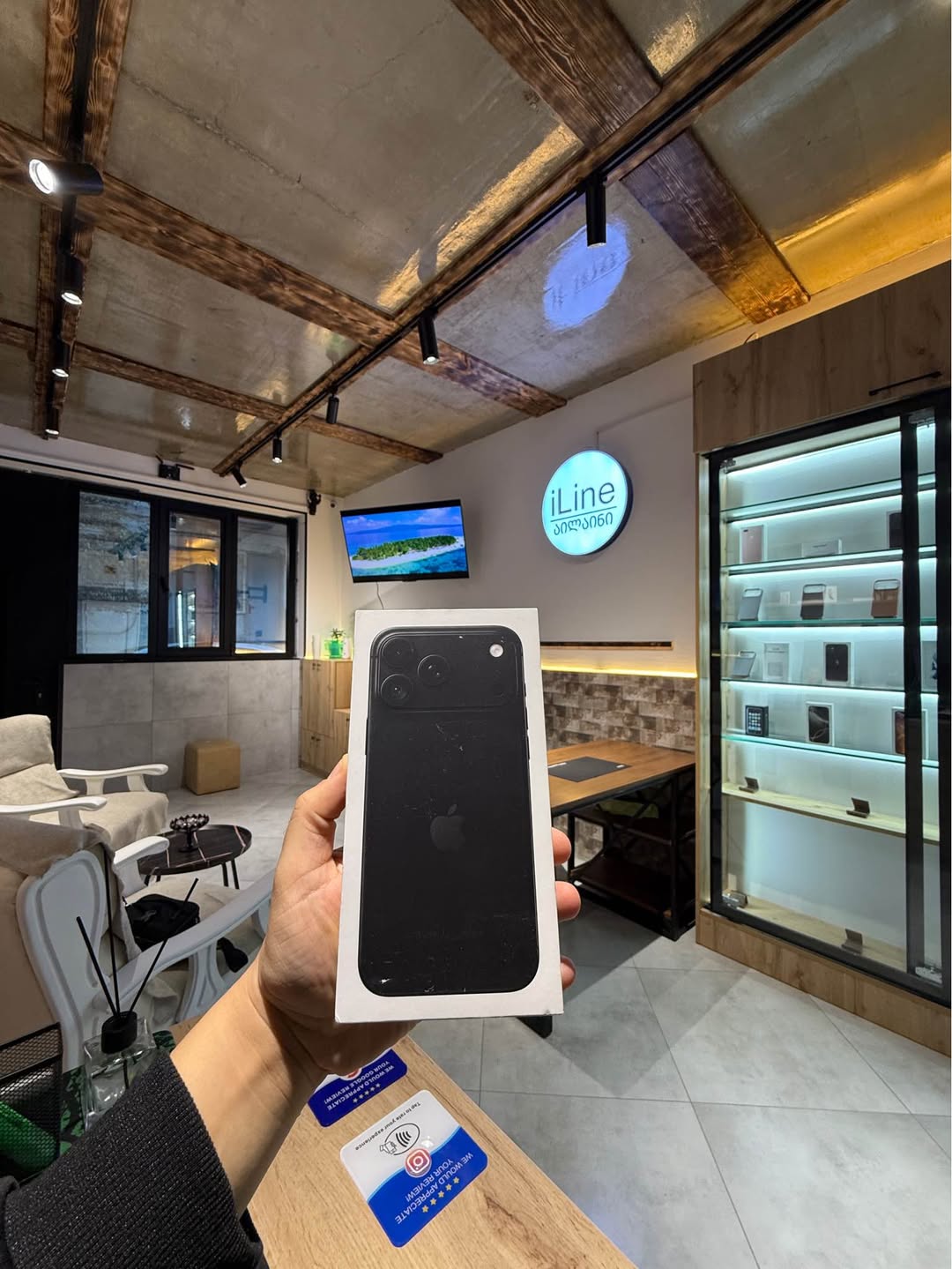 Զոհված iPhone 256GB, Եվրոպական տարբերակ