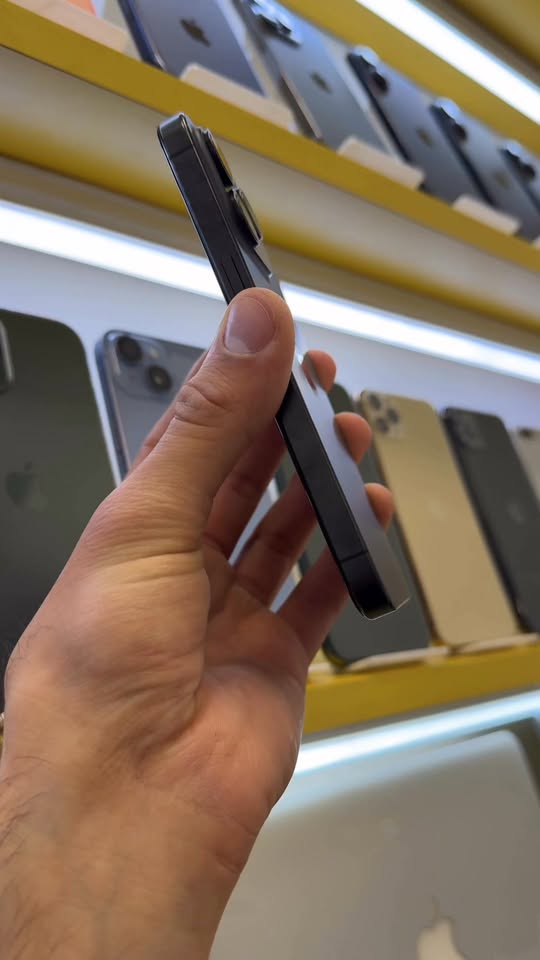 iPhone 15 pro 🔥165,000🔥 512GB 84%🔋