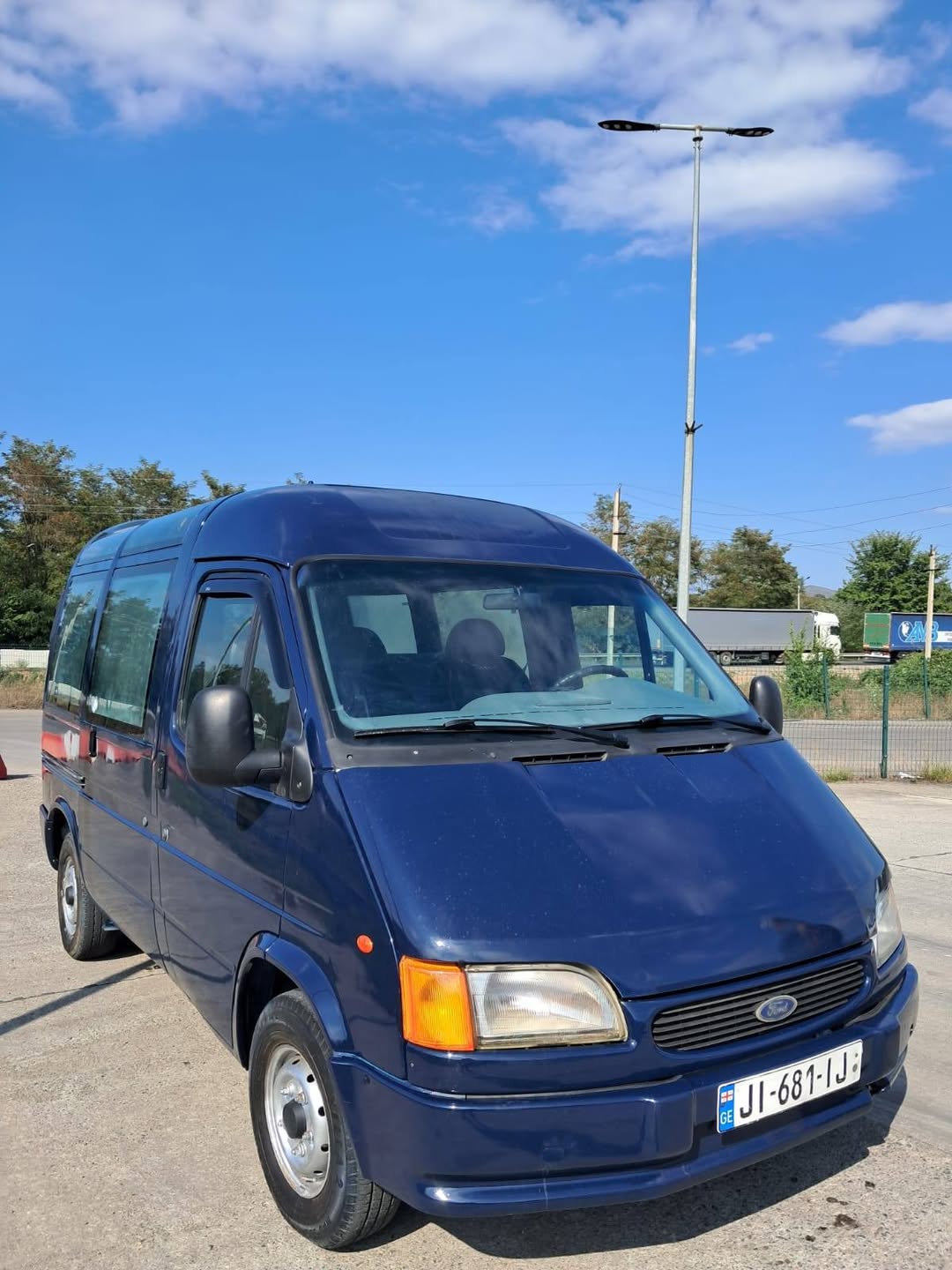 Texasmotur 51 1998 — 3,000$