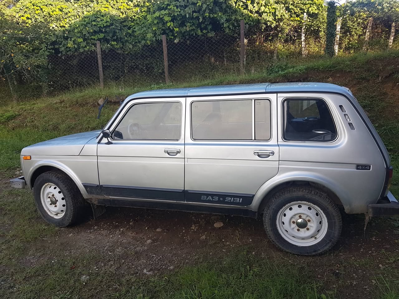 4 qapılı Nissan 2005-ci il, yaxşı vəziyyətdə, Ozurgetidə, 4200 $