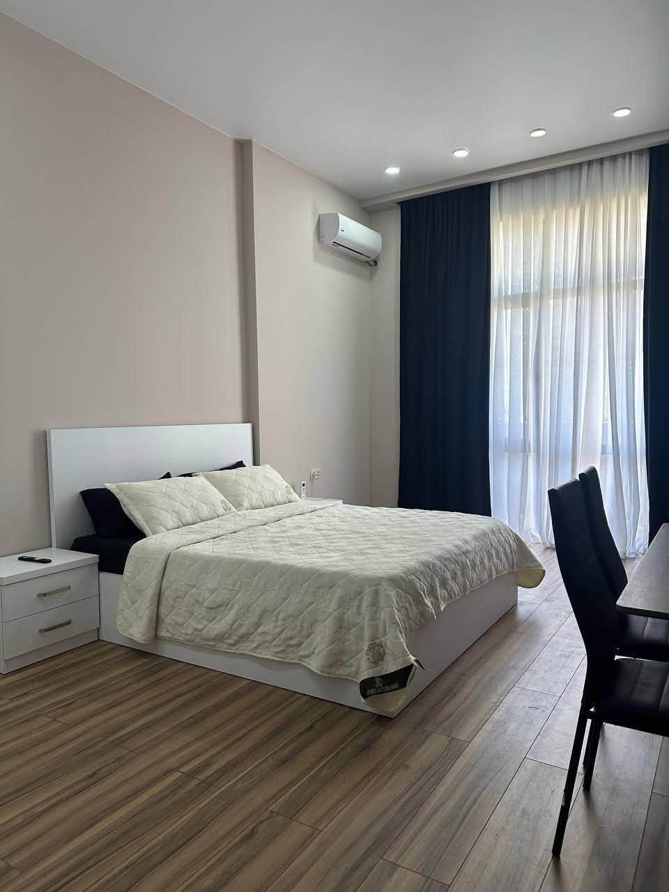 Վարձակալության բնակարան, Բաթում - $400