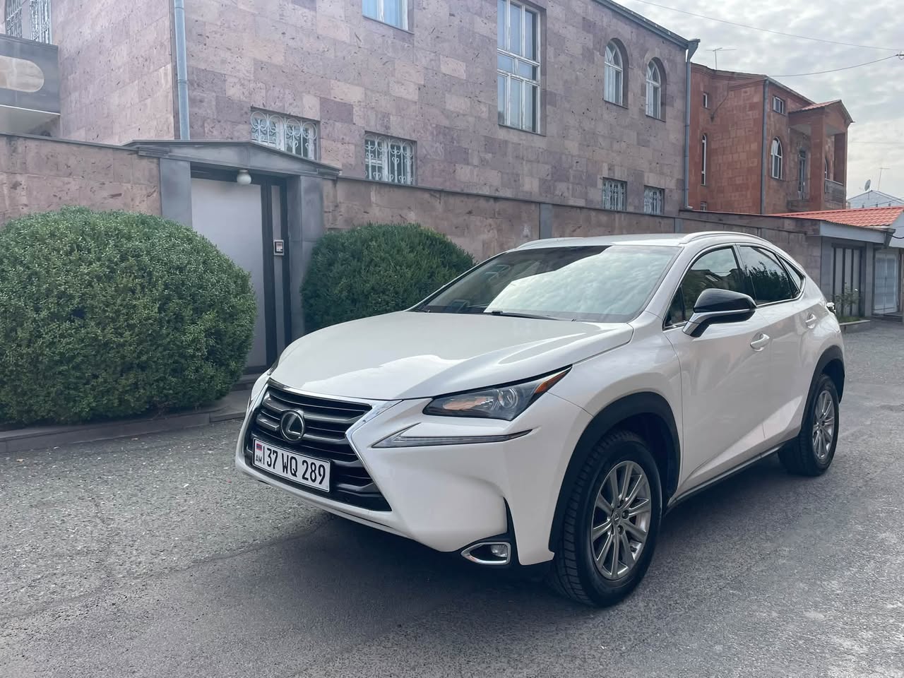 Lexus NX200 is much cheaper than the market price at $17,000, the car is from the US, 2015