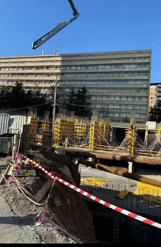 🏗️ Ես տներ եմ կառուցում, ամառանոցներ, ավտոտնակներ, լողավազաններ
