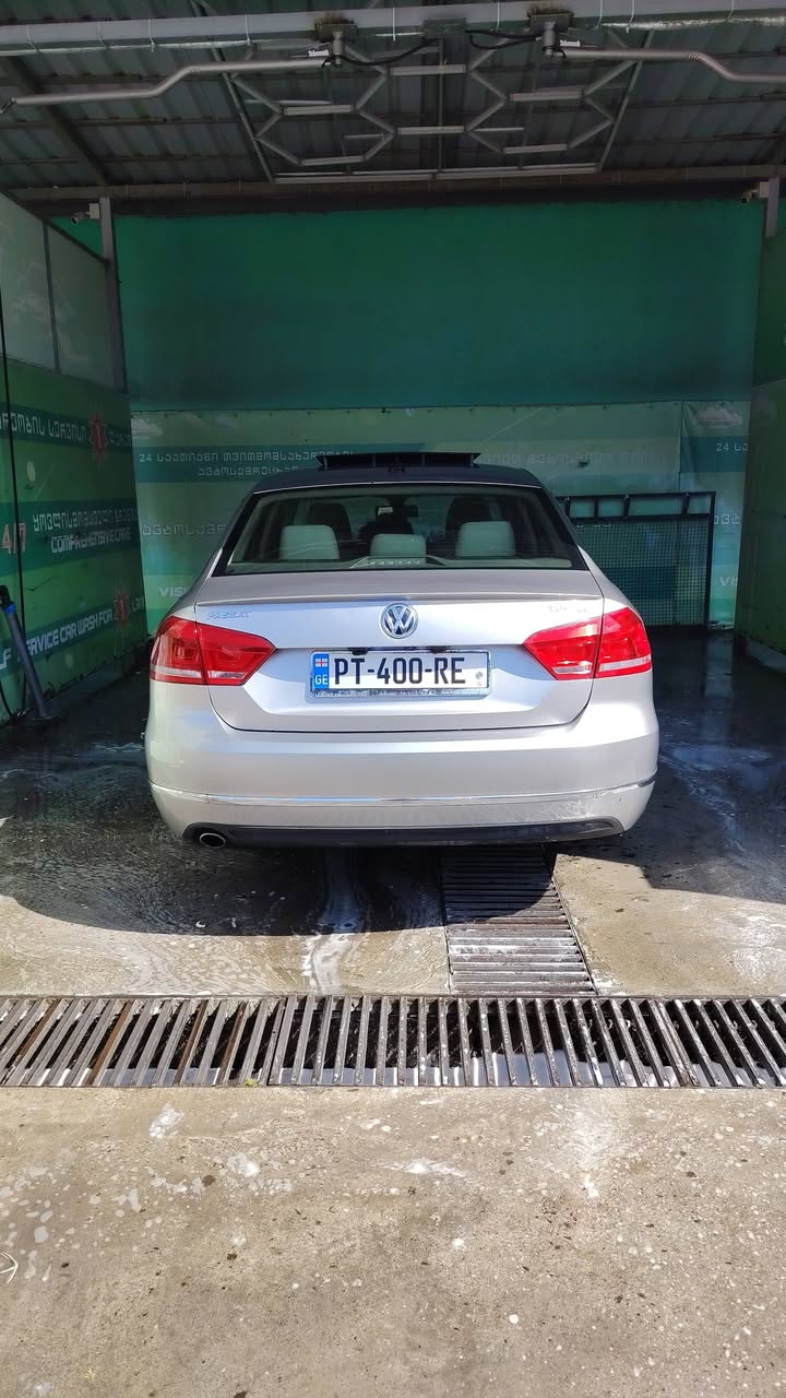 2013 model Passat 2.0 Ekonomik - 4,300$