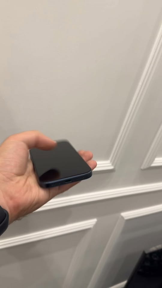 iPhone 17 Pro 256GB 100% Simov,Tupov — 360.000Փոս