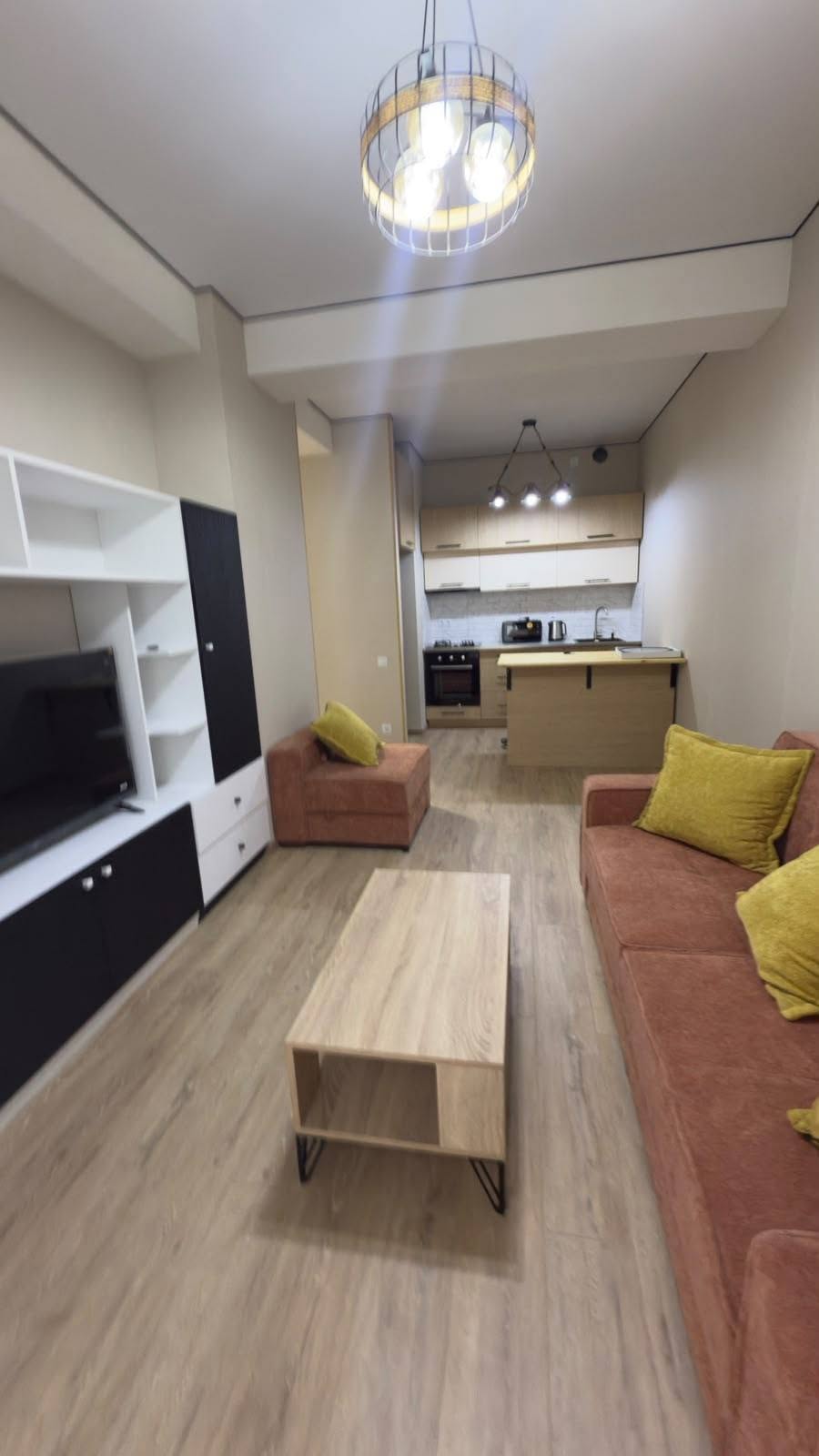 1-комнатная квартира в аренду, Тбилиси — $700